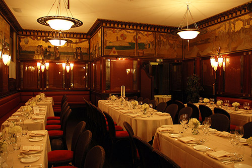 Sala Fenice addobbata a festa